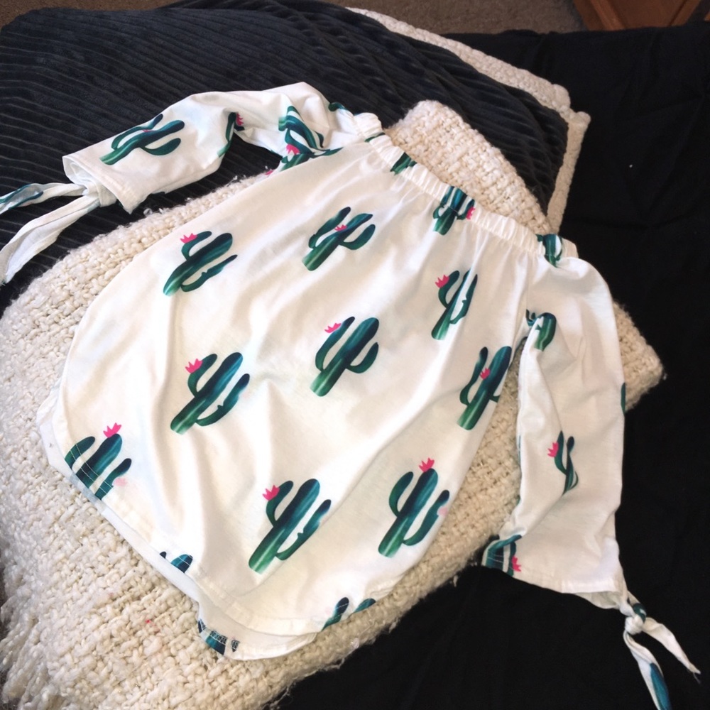 Cactus Off The Shoulder Dress Shirt.